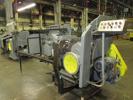 Baird #308, automatic wire former set-up to make u-s, currently set up for 3/16" diameter, 3/4" leg U Nails - Image 3