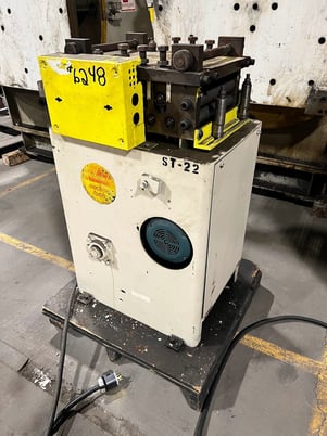 10" x. .100" Benchmaster #910, vari-cycle press feed line, 1.5"-2.5" pinch roll diameter, 100 FPM - Image 3