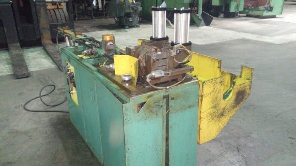 1-3/4" Bertolette #315, Tube Cutoff Machine, 36" feed, 4 strokes, cut and pull, cut and break, L-R - Image 3