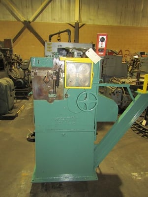 No. 721 Sleeper & Hartley, Universal Escapement Type Wire Spring Coiler, .080" wire, 1-1/2" ID, 145" feed - Image 3