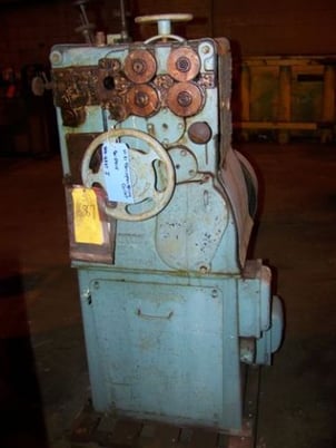 No, W-21 Torrington, Wire Spring Coiling Machine, 072" wire, 1-9/16" coil outside dimension, 600" length per - Image 1