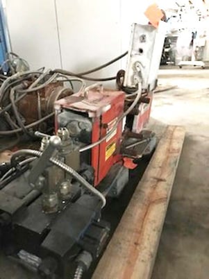 4.5" Hydraulic Screen Changer, Beringer, 2 breaker plates - Image 2