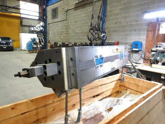 52" EDI #52U/F-R75, dual entry sheet die, with restrictor bar, poly side control, 2008 - Image 5