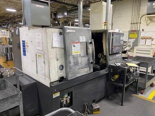 Okuma #Genos-L400, 20.4" swing, 10" chuck, 2.6" bar, 15.3" diameter, 19.6" length, OSP-P300L-R, chip - Image 8