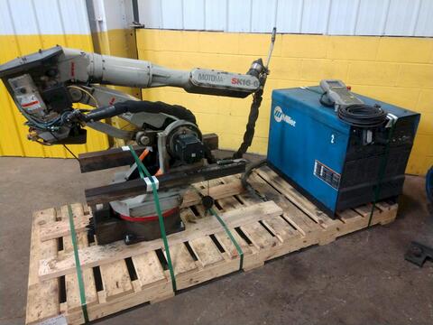 Motoman, SK16-6, robot welding cell, 6-Axis, 61.22" reach - Image 2