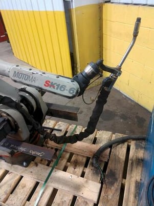 Motoman, SK16-6, robot welding cell, 6-Axis, 61.22" reach - Image 5
