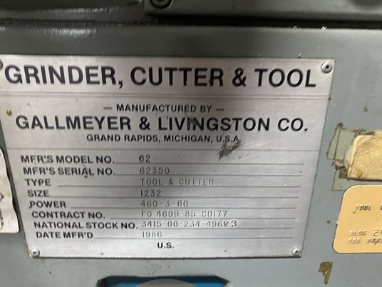 Gallmeyer & Livingston #62, tool & cutter grinder, power table & workhead, 1986 - Image 5
