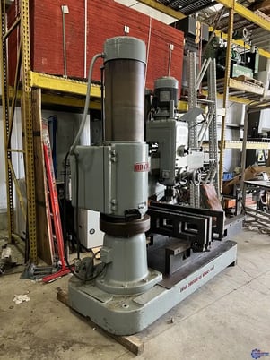 4' -13" Ooya #RE2-1300, radial drill arm, power elevation & clamp, 3-1/16" spindle diameter, #4MT - Image 2