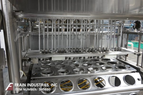 200 gallon Falco Stainless Steel Equipment Co., Stainless Steel jacketed process reactor tank, 55" OD x 66" - Image 2