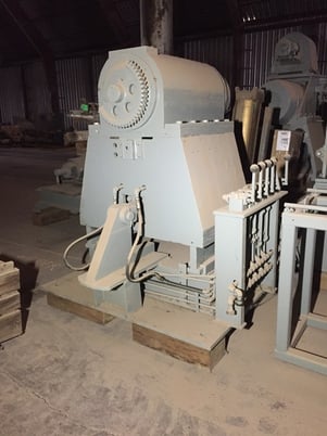 25000 lb. Yoder, coil reel w/ coil car, 69" width, 88" outside dimension - Image 1