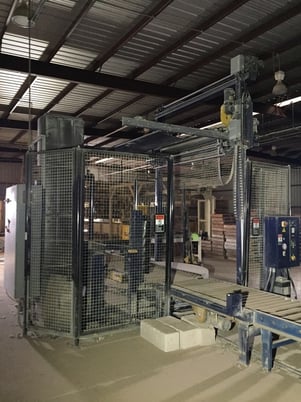 Lantech #Q-1000 Auto stretch wrapper, 45 loads per hour, 230 V., S/N QA002394,2000 - Image 2