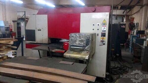200 Ton, Nisshinbo #HTP-650, 19 station, 1 automatic index, 49.6" x 25.6" workpiece size, 1997 - Image 9