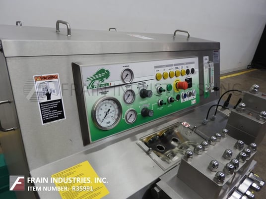 FBF Italia SRL #5030, 2 stage homogenizer, 900 gallons/hr., 3625 psi, semi-spherical style supply and suction - Image 2