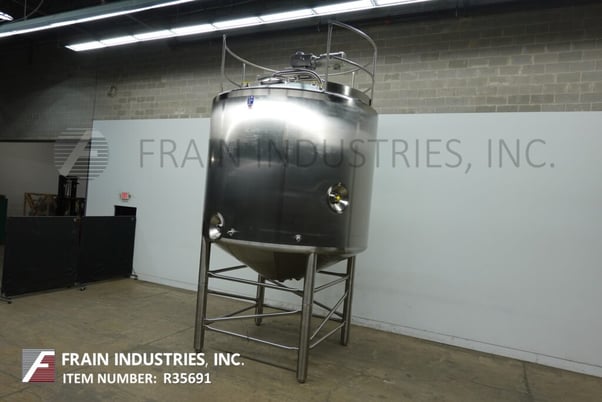 4500 gallon Feldmeier #EPC-4500-114-TURB, Stainless Steel jacketed & insulated process tank, 150 psi - Image 1