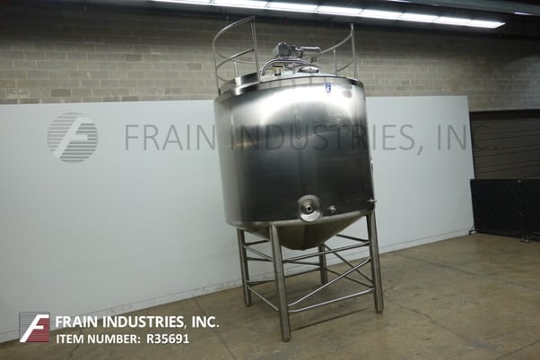 4500 gallon Feldmeier #EPC-4500-114-TURB, Stainless Steel jacketed & insulated process tank, 150 psi - Image 5