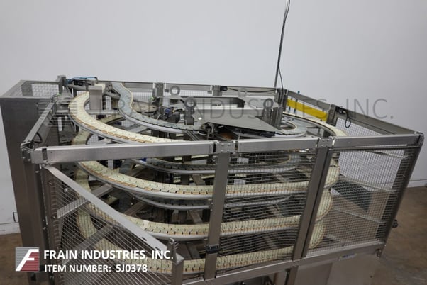 Hartness #6400, dynac pressureless accumul, with 4" wide table top conveyors with a 42" infeed and discharge - Image 2