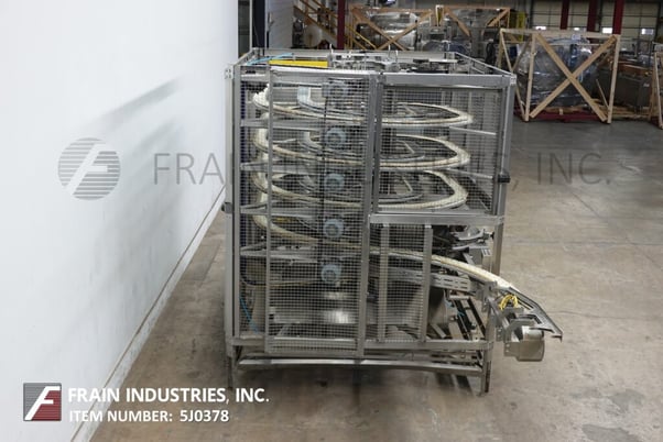 Hartness #6400, dynac pressureless accumul, with 4" wide table top conveyors with a 42" infeed and discharge - Image 4