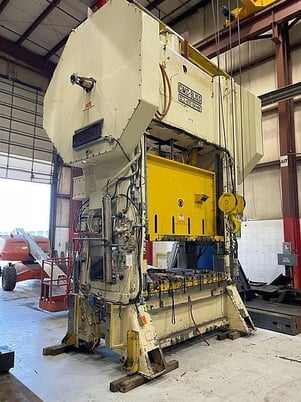 400 Ton, Bliss #SC2-400-84-48, 12" stroke, 30.5" Shut Height, 10" adj., 30 SPM, 84" x 48" bed, air clutch & - Image 4