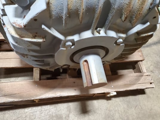 139 HP 3540 RPM Electric Motor, custom made - Image 3