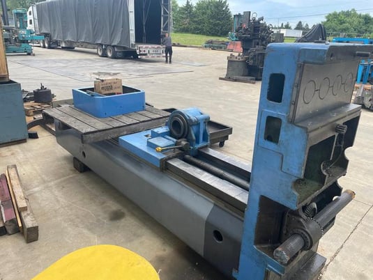 Giddings & Lewis H Series, tailstock, 84" vertical travel - Image 2
