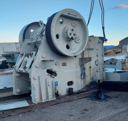 42" x 55" Metso Nordberg #C140, Jaw Crusher, 33" max feed size, 325-840 TPH - Image 9