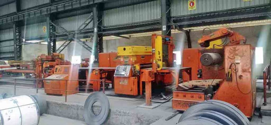 48" x .045" Herr Voss, Cut-To-Length line, coil car, uncoiler, precision leveler - Image 1