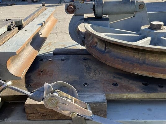 6" Coast Iron Machine Works #6RD, Tube Pipe Bender, #6360 - Image 9