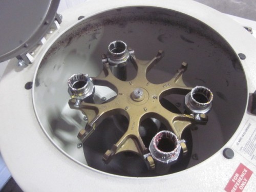 IEC #HN-S-II, Lab Centrifuge, Single phase, 115 Volts, 2.5 Amps, 1/7 HP, on/off brake control, Variable Speed - Image 2