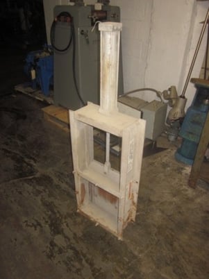 10" x 10" Pneumatic Slidegate - Image 2