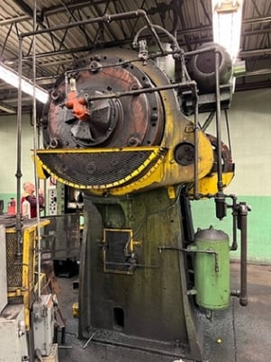 500 Ton, Ajax forging press, 8" stroke, 21.75" ram LR, 21" ram front back, 25 HP, 90 SPM, 1948 - Image 3