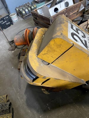 25 Ton, Avon Hook Block, S/N 176995, 440 V. - Image 3