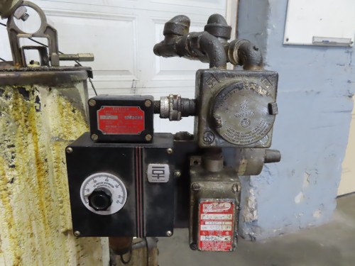 24 gallon Sta-Warm, Jacketed Tank, Oil fill jacket, electrically heated, Pneumatically operated, 1.5" outlet - Image 3