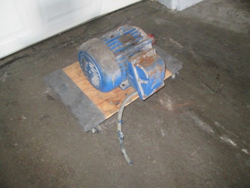 7.5 HP 1745 RPM Teco, Frame 218T, TEFC, explosion proof, 230/460 Volts - Image 2