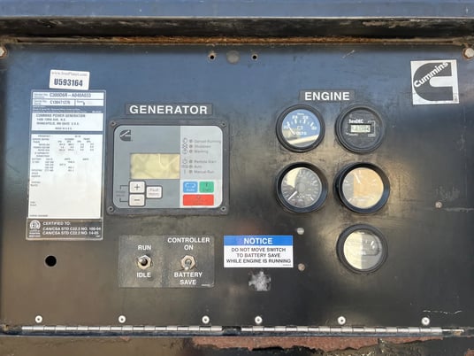 300 KW Cummins #QSM11-G4, diesel generator, enclosure mounted on trailer, 2013 - Image 7