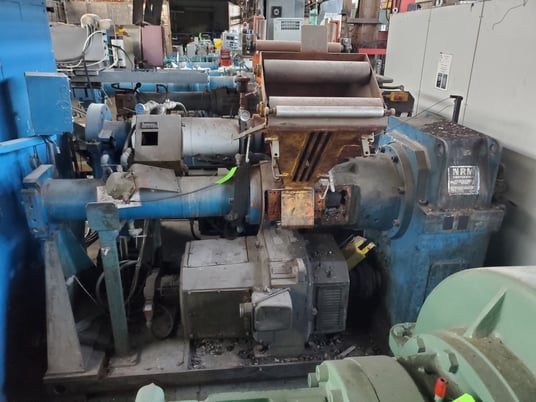 4.5" NRM, cold feed rubber extruder, 12.1 L/D, 30.30:1 G/B ratio, 125 HP DC, roller feed - Image 2