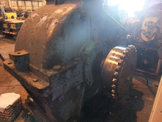 200 HP @ 870 RPM, Alten #DG-990S-2-47, gearbox, parallel shaft, 46.77:1 ratio - Image 3
