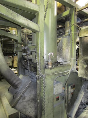 Farrel 11D pneumatic hopper with floating weight, 22"cylinder - Image 1