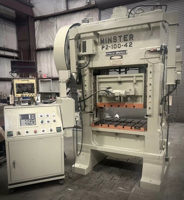 100 Ton, Minster #P2-100-42, 3" stroke, 17" Shut Height, 42" x 31" bed, 100-200 SPM, 4" adj., 1972 - Image 1