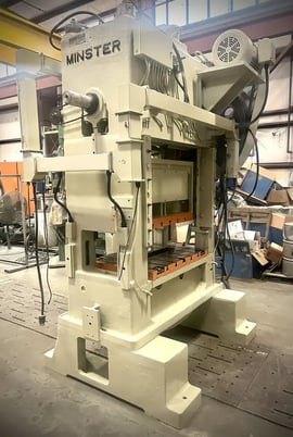100 Ton, Minster #P2-100-42, 3" stroke, 17" Shut Height, 42" x 31" bed, 100-200 SPM, 4" adj., 1972 - Image 5