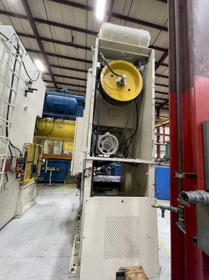 200 Ton, Komatsu #OBS200-2, single point gap press, 9.84" stroke, 18.9" Shut Height, pneumatic clutch & - Image 5