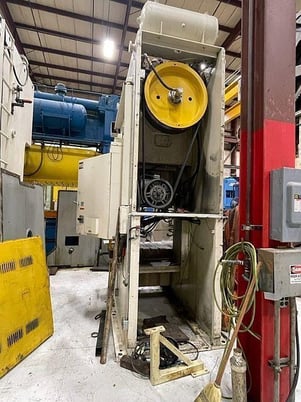 200 Ton, Komatsu #OBS200-2, single point gap press, 9.84" stroke, 18.9" Shut Height, pneumatic clutch & - Image 10