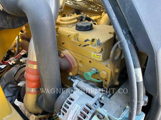 Caterpillar CB64, Compactor, 1288 hours, S/N: CB500151, 2014 - Image 7