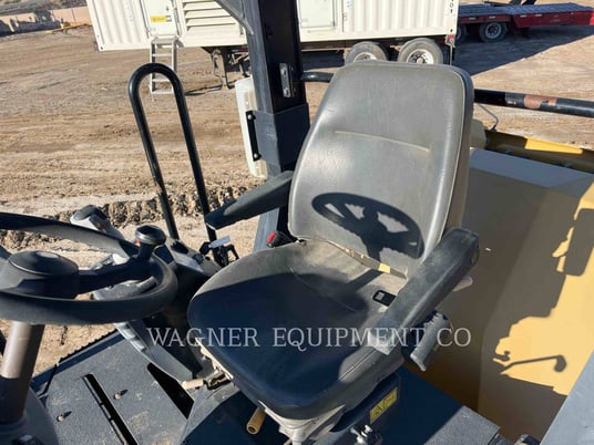 Caterpillar CB64, Compactor, 1288 hours, S/N: CB500151, 2014 - Image 8