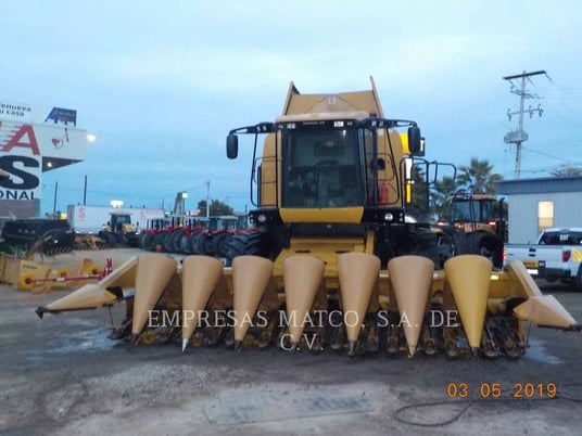 Lexion Combine 560R, Combine, 4200 hours, S/N: COL00560A57600425, 2007 - Image 5