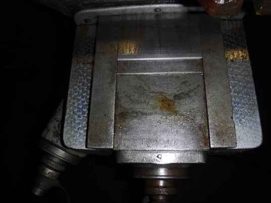 Bridgeport #Series-I, Vertical Mill, 9" x42" table, 1.5 HP, 1971 - Image 5