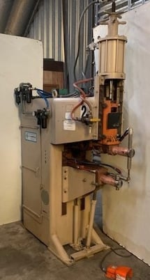 200 KVA T. J. Snow #100AO, spot welder, 24" throat, 1-1/4" diameter holders, Intertron MC108 - Image 2