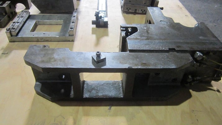 Baird #104, multi-slide, 1/32" thick, 7/8" strip width, 4-1/4" feed length, 110-550 PPM, 1.5 HP - Image 9