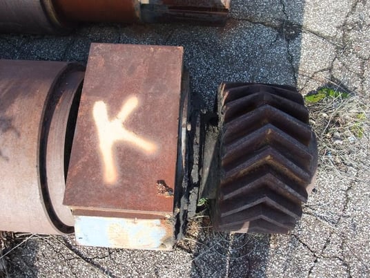 24" x 66" Farrel Calender Roll, middle roll, drilled for cooling, 32" shaft, 45" L gear shaft - Image 4