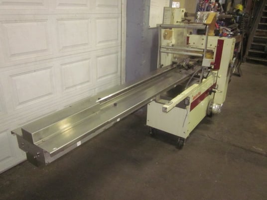 Ameripak #S60, horizontal flow wrapper, 90 PPM, adjust feed box, heaters, on casters - Image 4