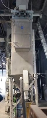 Flex Kleen, Stainless Steel Dust Collector, Pulse Jet, 16 bags, 6" x 84" long bags, 7-1/2 HP, 8" x 8" rotary - Image 1